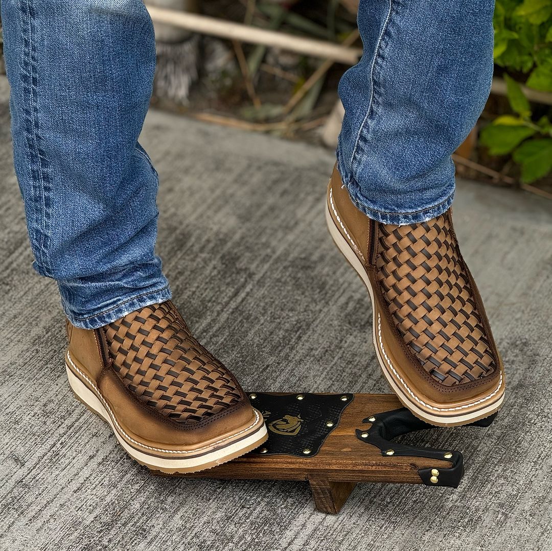 ⏰ Last Day Promotion $10 Off-Italy Hand-crafted Cowboy Boots(Buy 2 Free Shipping✔️)