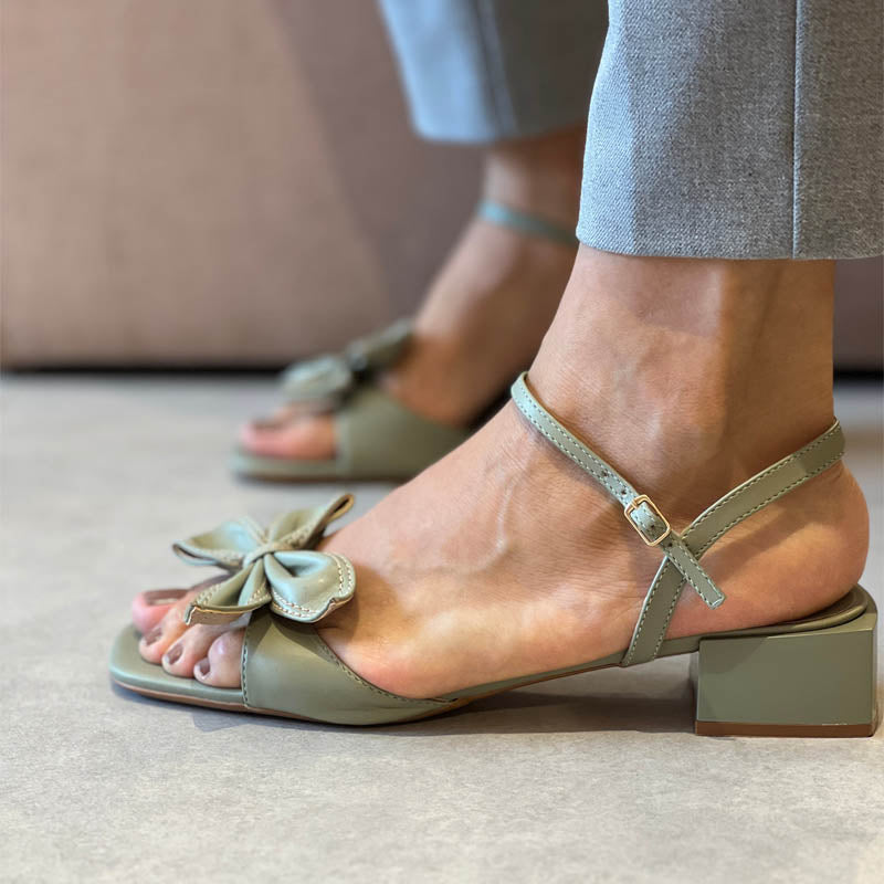 Chunky Heel Bow Sandals